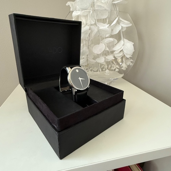 Movado Museum Classic Watch (NWT) - Picture 3 of 12